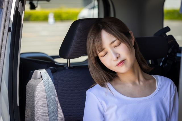 子供の車酔い対策